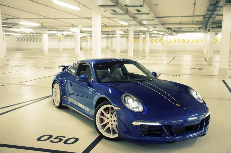  Porsche 911 Carrera 4S Facebook 5M 2014 года  (фото 12 из 13)
